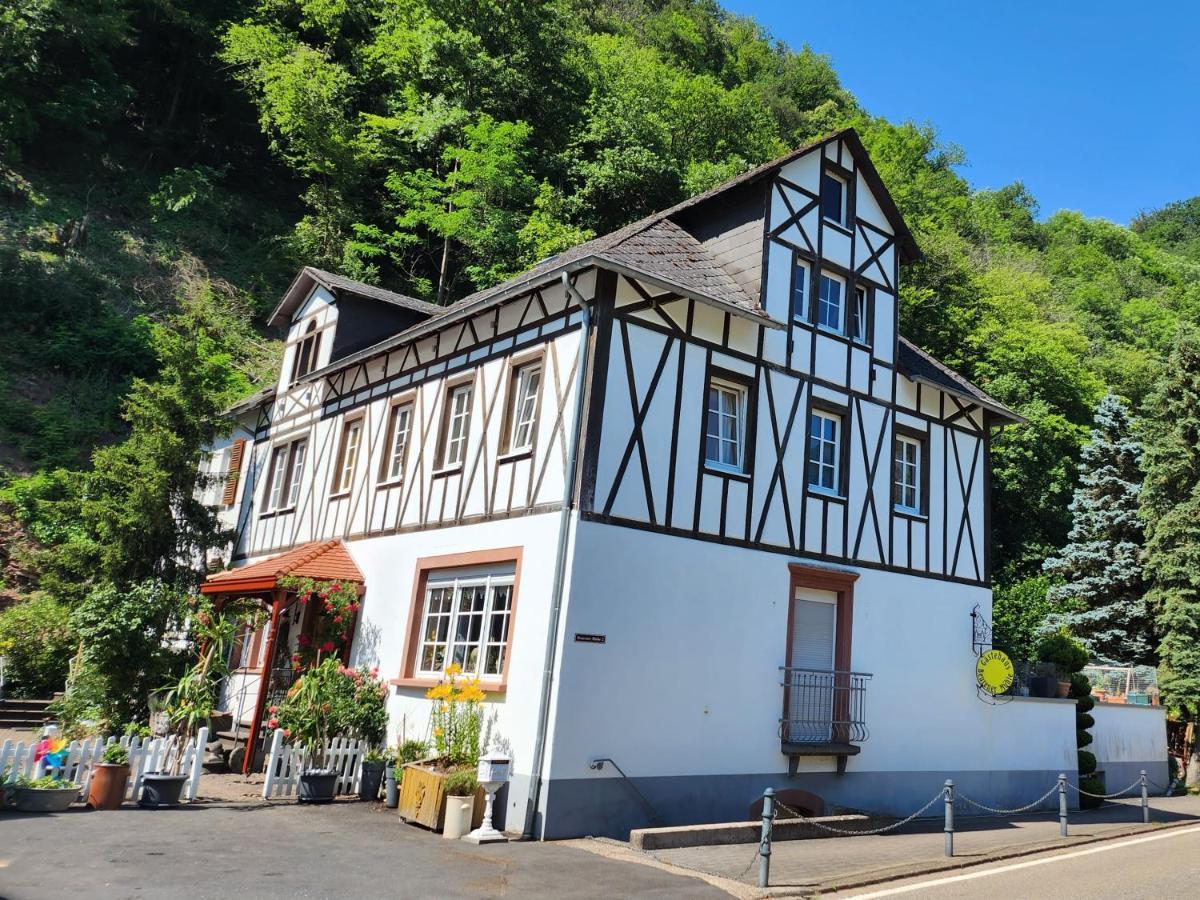Gaestehaus Beurener Muehle 바트베르트리흐 외부 사진